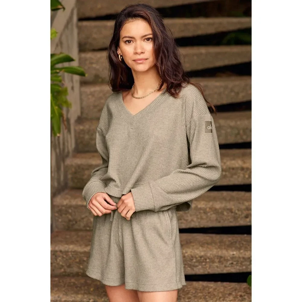 Alo Yoga Muse Ribbed High Waist Athletic Shorts Gravel Heather Tan Gray Brown XS